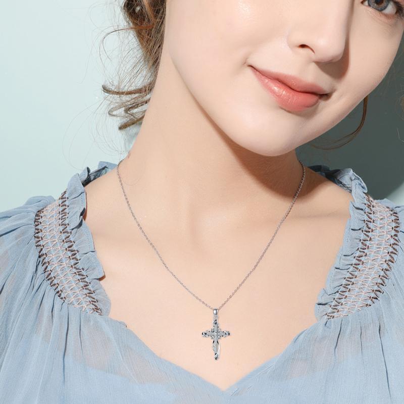 Cross Pendant Necklace