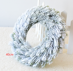 c cone Christmas Wreath