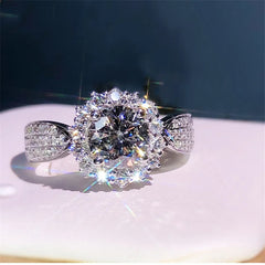 Hot Sale Sparkling Silver Color Round Crystal Rhinestone Zircon Ring with Clear AAA CZ Wedding Engagement Bridal Fashion Jewelry