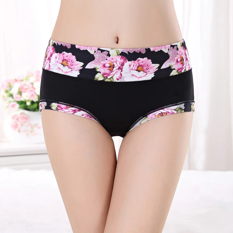 Top Quality Ladies Cotton Underwear Briefs Black Print Love Lingerie