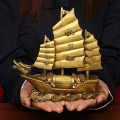 Decor for Fortune, Wealth and Prosperity - Decorative Gold Wealth Sailing Boat Décor for Office