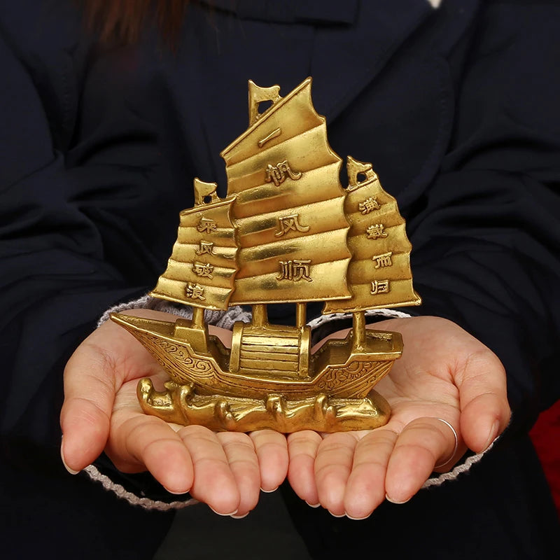 Decor for Fortune, Wealth and Prosperity - Decorative Gold Wealth Sailing Boat Décor for Office