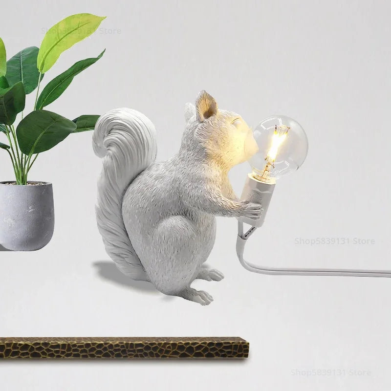 Nordic Italian Mini Squirrel Table Lamps New Creative Decorative Table Lamp