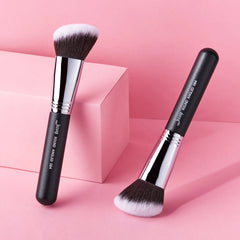 Blush brush Makeup of face Blending Bronzer