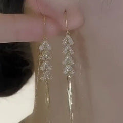 Wheat tassel earrings, light luxury, simple and long leaf zircon earrings