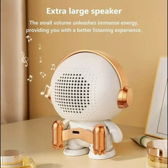 New wireless Bluetooth astronaut astronaut speaker TWS couplet cute desktop space robot subwoofer Bluetooth speaker