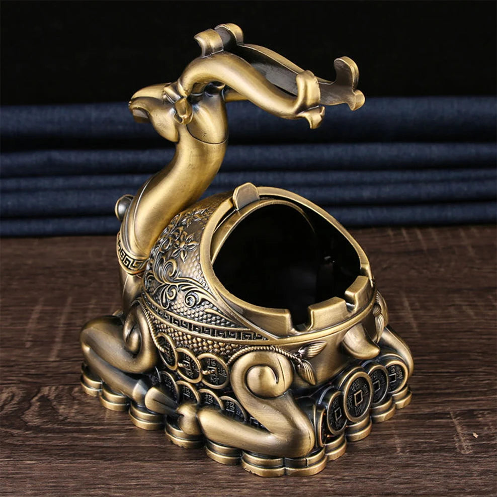 Large Anti-Fly Ash Ashtray, Metal Drop-Proof With Lid Money Deer Ashtray