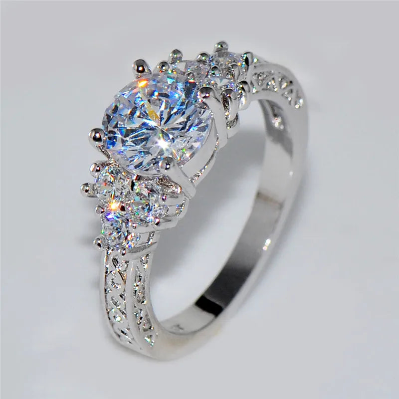 Luxury Female Crystal White Round Zircon Stone Engagement Ring Cute Wedding Jewelry For Women