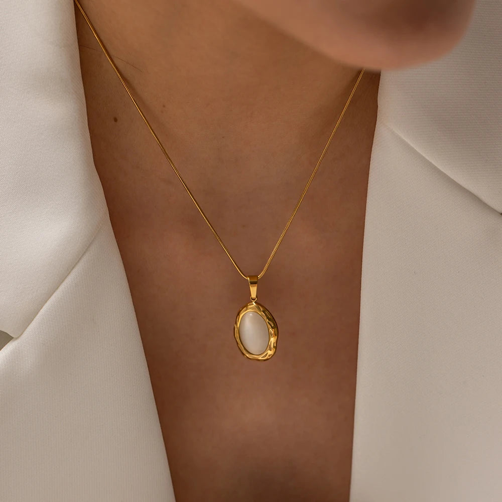 18K Gold Plated Stainless Steel Oval Shape White Cat Eye Opal Stone Pendant Necklace Fashion Jewelry