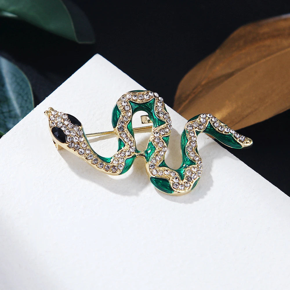 Fashion Vintage Creative Snake Brooch For Women Accessories Retro Crystal Animal Brooches