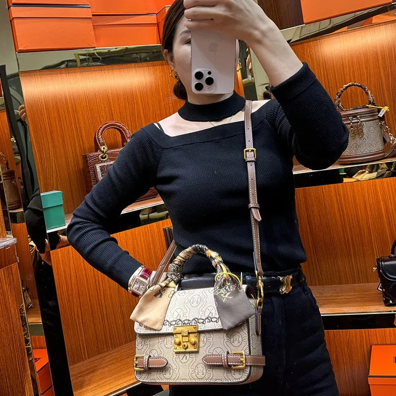 fashionable retro foreign style one shoulder crossbody small square bag