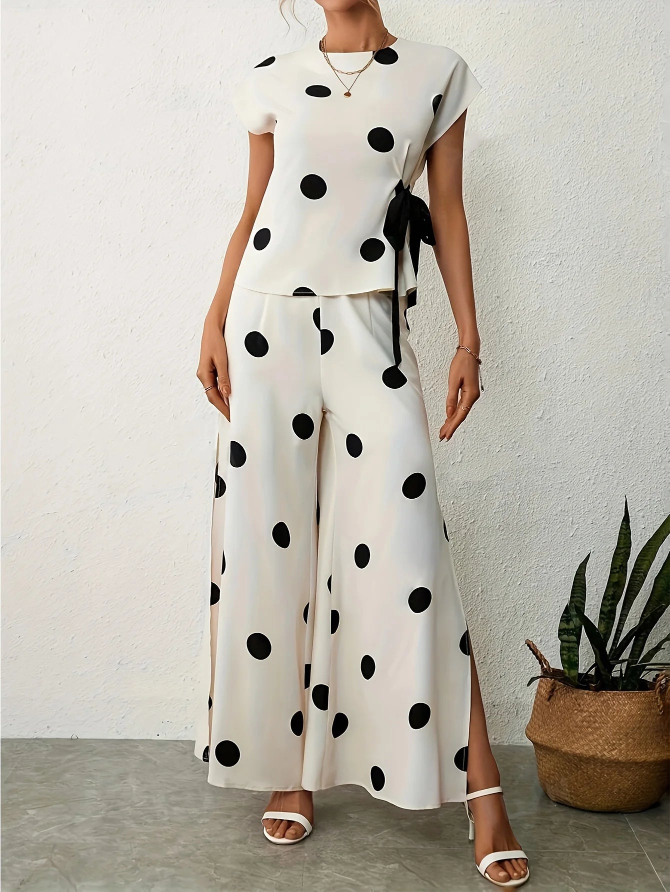 Women's Chiffon Sport Suit Summer New Fashion Polka Dot Wide Leg Pants Strap Tops