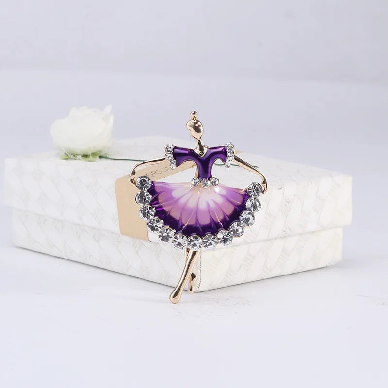 Women Brooch Elegant Women Crystal Metal Accessories