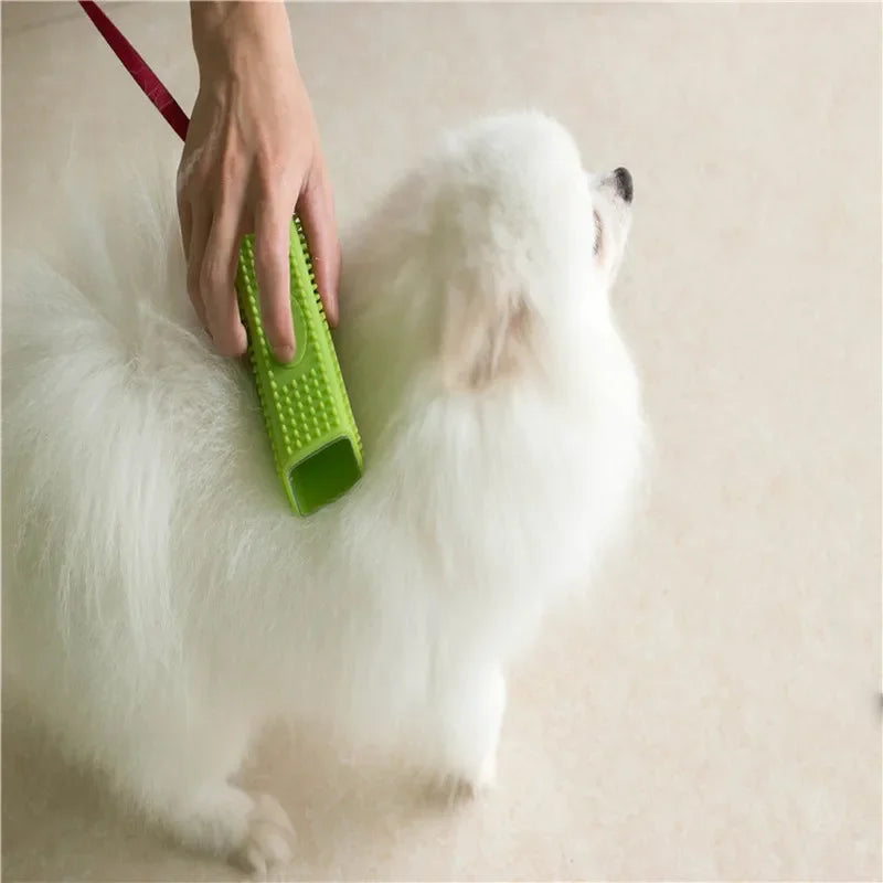 2023 New Silicone Hollow Rubber Dog Hair Brush Remover Cars Furniture Carpet Clothes Cleaner Brush For Dogs Cats Pet Supplies