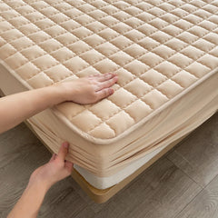 Waterproof Quilted Mattress Pad Protector Anti-mite Anti-bacterial Mattress Cover