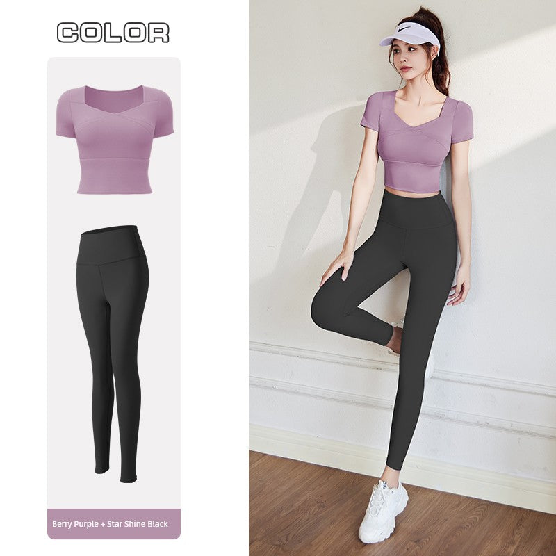 Women's Short-Sleeved Quick-Drying Skinny Yoga Clothes with Chest Pad in Summer