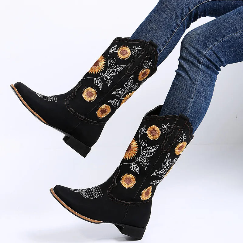 Women Flower Embroidery Shoes Slip-on Riding Boots