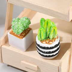 Mini Resin Figures Home Decor Desk Accessories