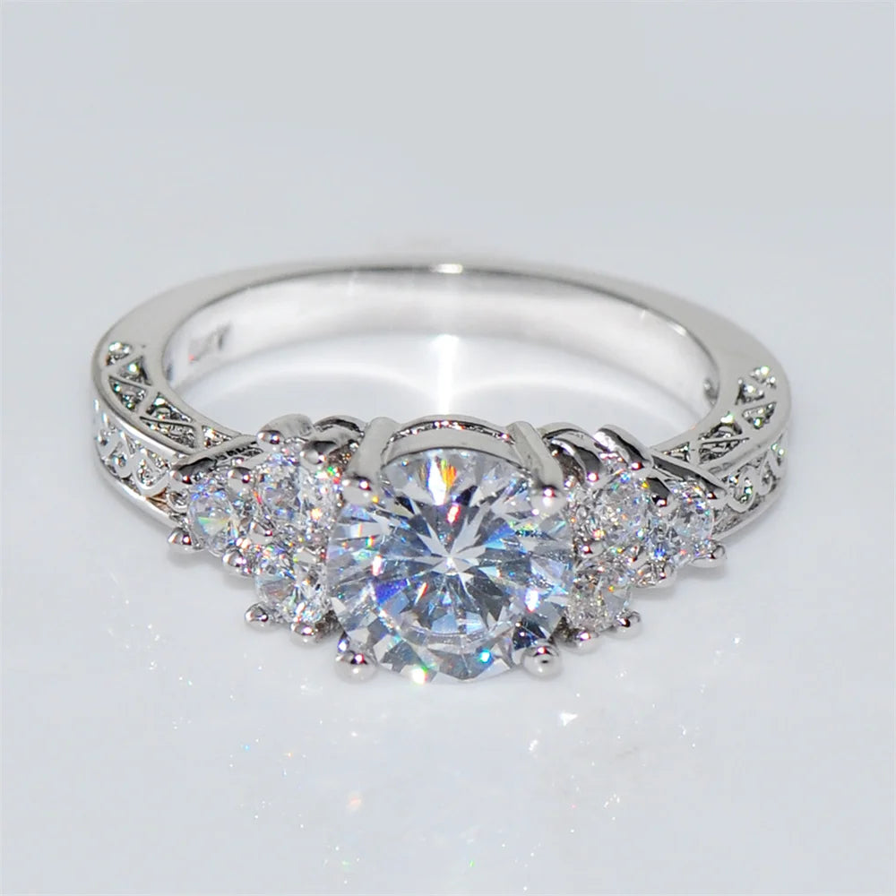 Splendent White Zircon Engagement Ring Luxury Crystal Round Stone Rings For Women