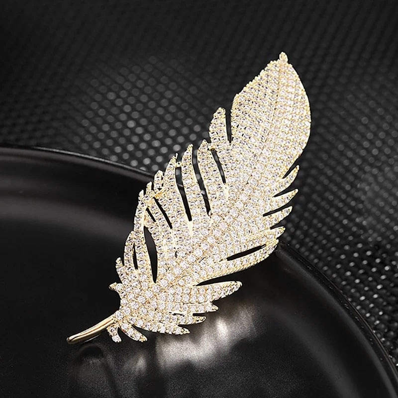 Women Girls Feather Rhinestone Brooches Jewelry Clothing Suit Pins Accessories