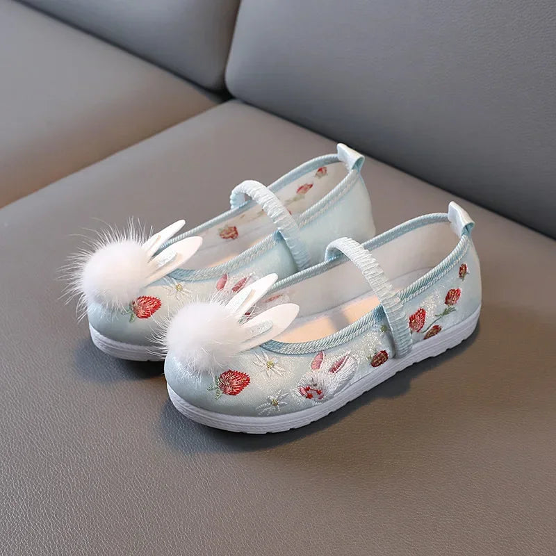 Embroidery Kids Shoes Chinese Style Cute Rabbit Fur Plush Girls Flats Princess Slip on Dancing Shoes