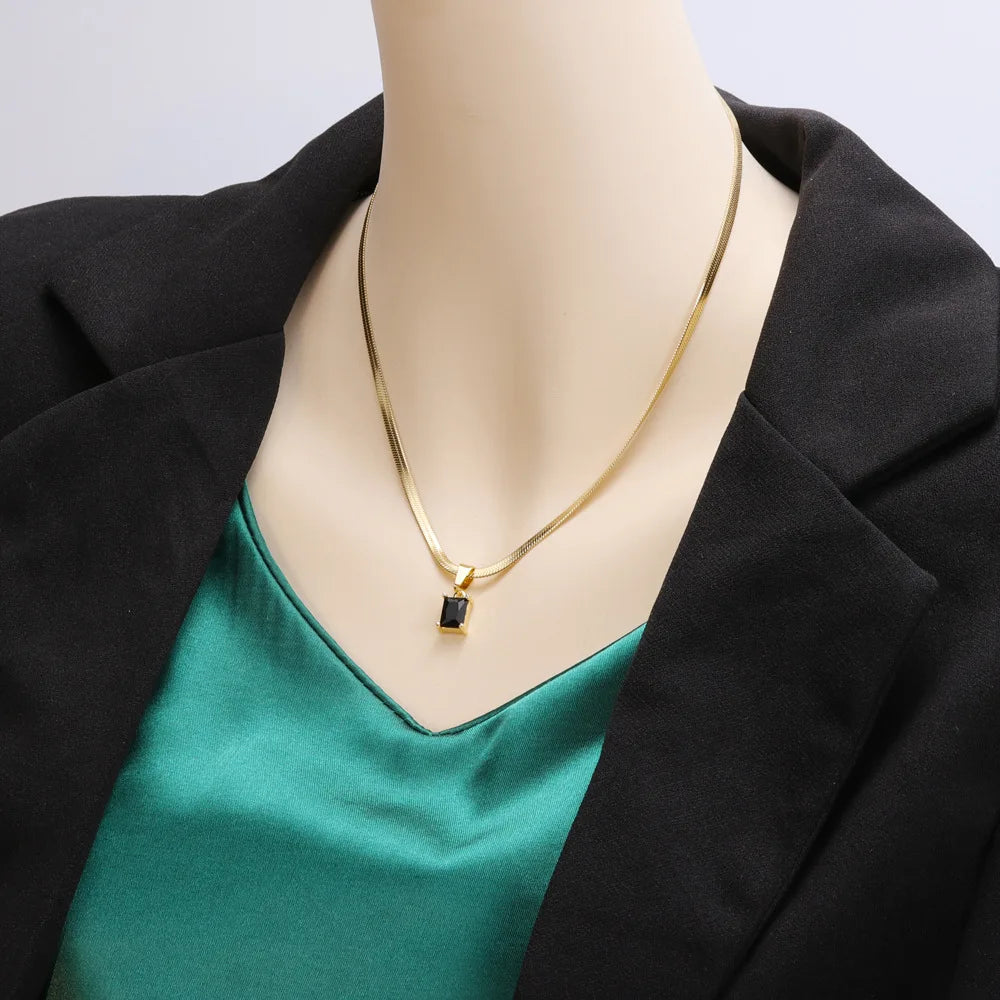 Elegant Green Zircon Snake Chain Necklace For Women Shiny Crystal Pendant Necklace