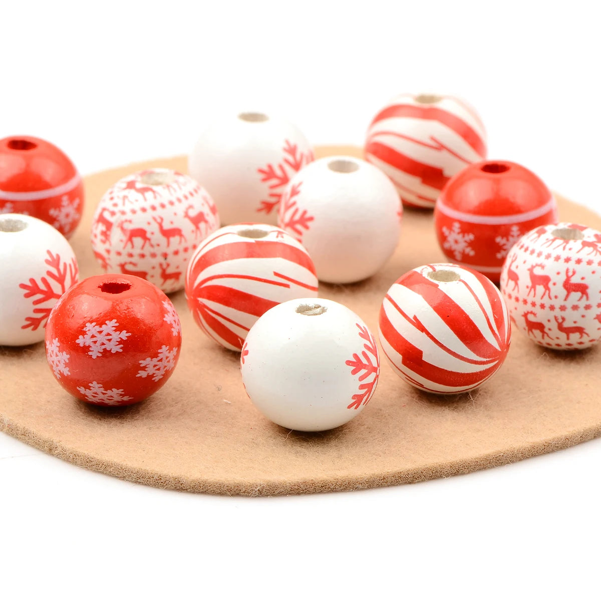 Christmas Series Round Wooden Beads Charms Beads DIY Decorations Crafts Kid's Jewelry Materials Baby Toys Accessories