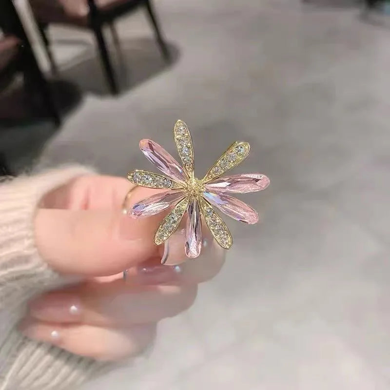 Crystal Daisy Flower Brooches Pins For Women Elegant Temperament Trendy Brooch