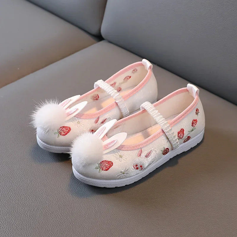 Embroidery Kids Shoes Chinese Style Cute Rabbit Fur Plush Girls Flats Princess Slip on Dancing Shoes