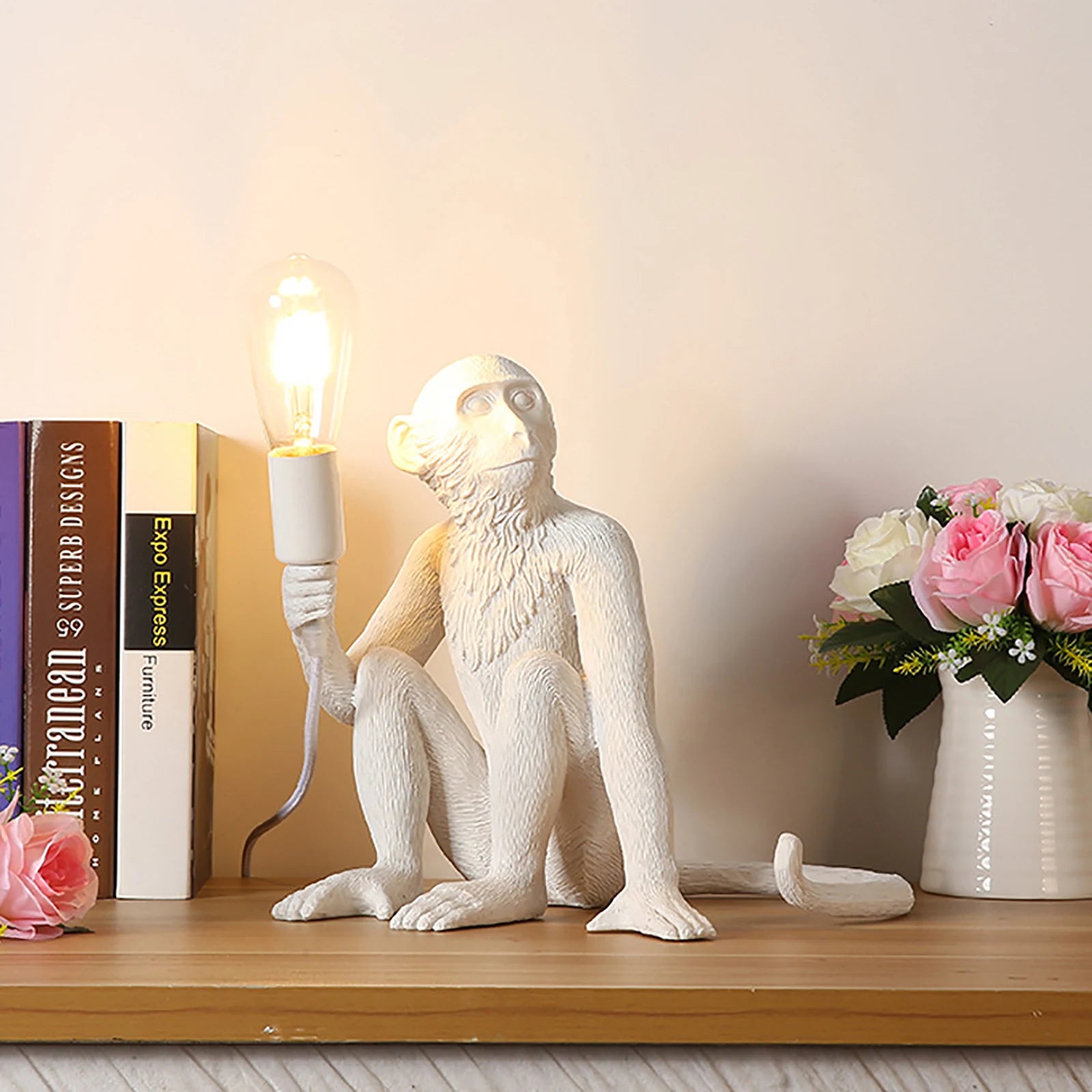 Monkey Table Lamp Sitting Monkey Light Creative Desk Lamp Vertical Resin Table Light Gift