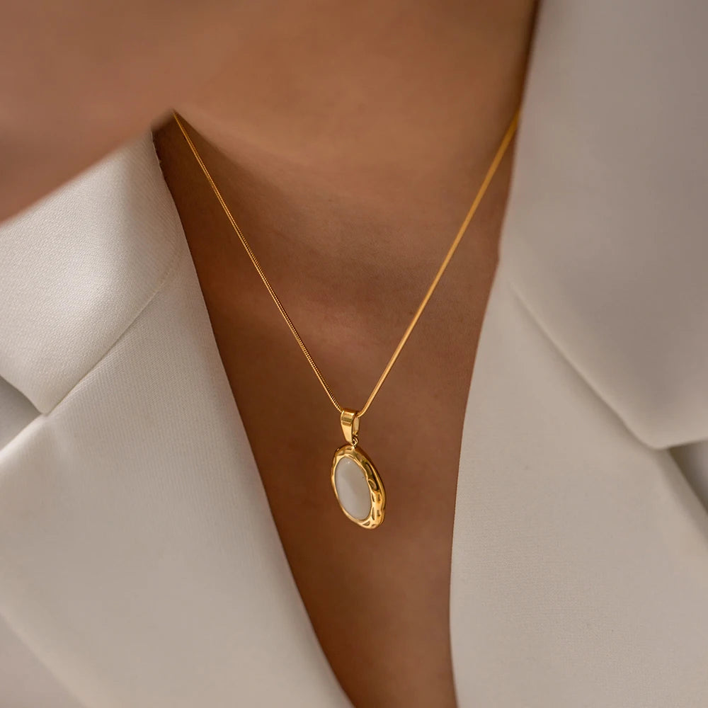 18K Gold Plated Stainless Steel Oval Shape White Cat Eye Opal Stone Pendant Necklace Fashion Jewelry