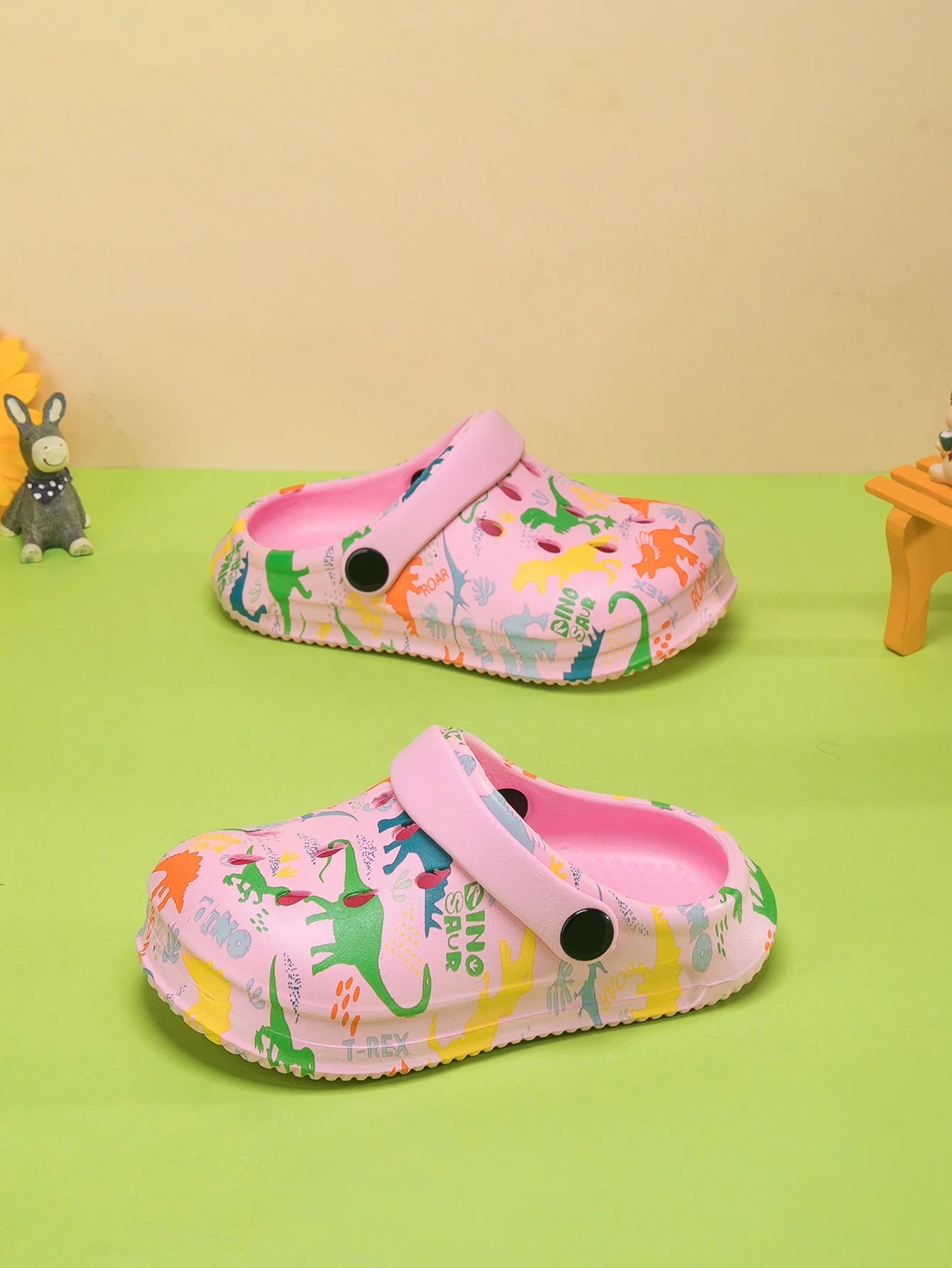 Summer Boys Fashion Leisure Outdoor Beach Dinosaur Hole Shoes