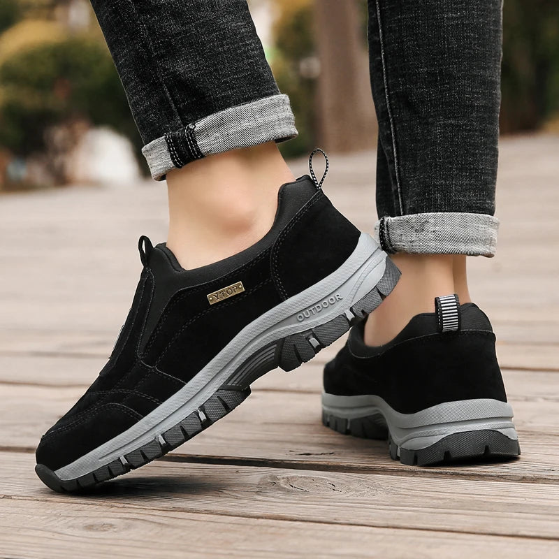 Outdoor Shoe Men Sneakers Autumn Slip On Casual Men Shoes Breathable Suede Leather Shoes