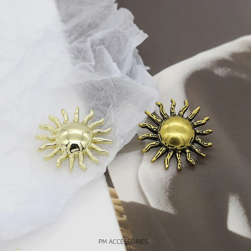 Vintage Sun Symbol Metal Buttons for Women's