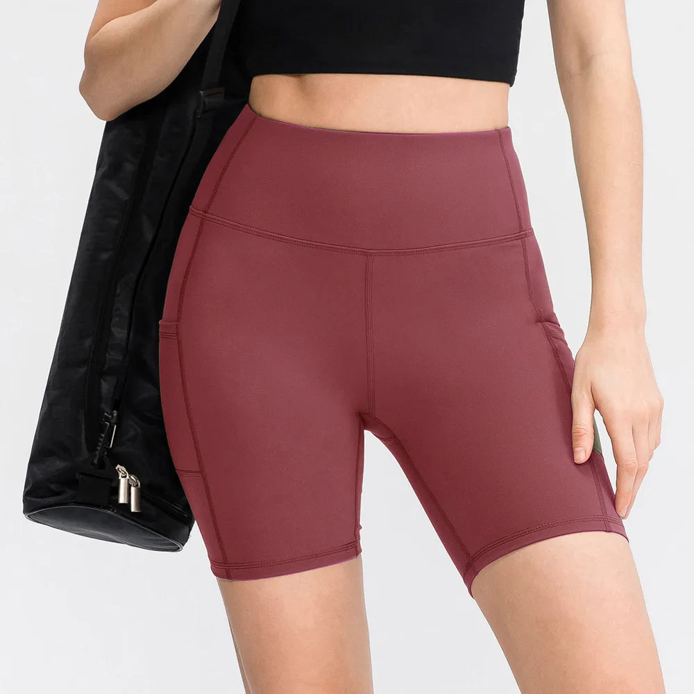 Sports Shorts with Pockets Skin Friendly Tight Fitting High Elasticity Quick Drying Fitness Shorts