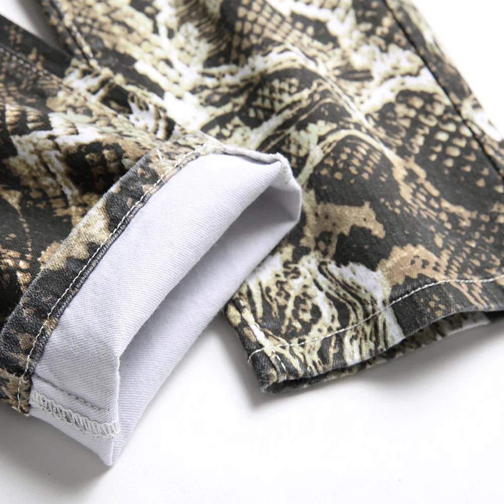 Men's fashion snakeskin print jeans