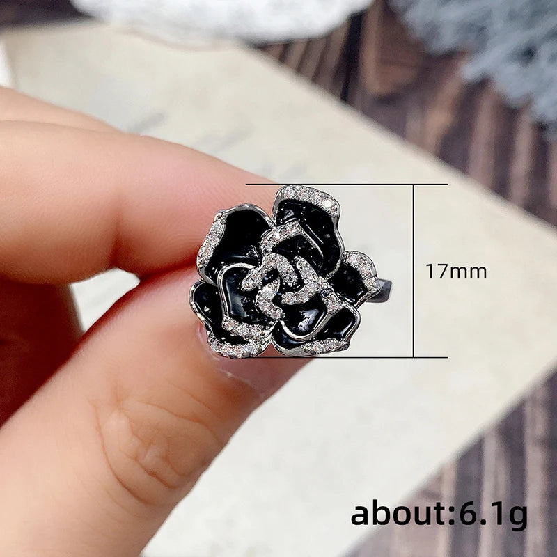 Vintage Elegant Enamelled Zircon Ring For Women