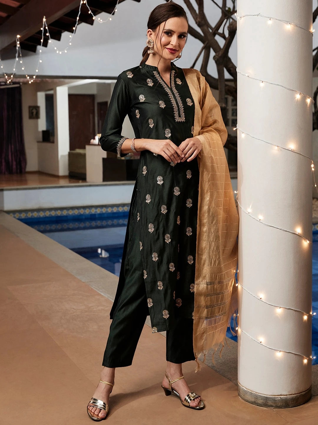 Indian women's silk cotton 3-piece set with distinctive ethnic clothing, side jabi set with embroidered Indo Pakistani style, 4