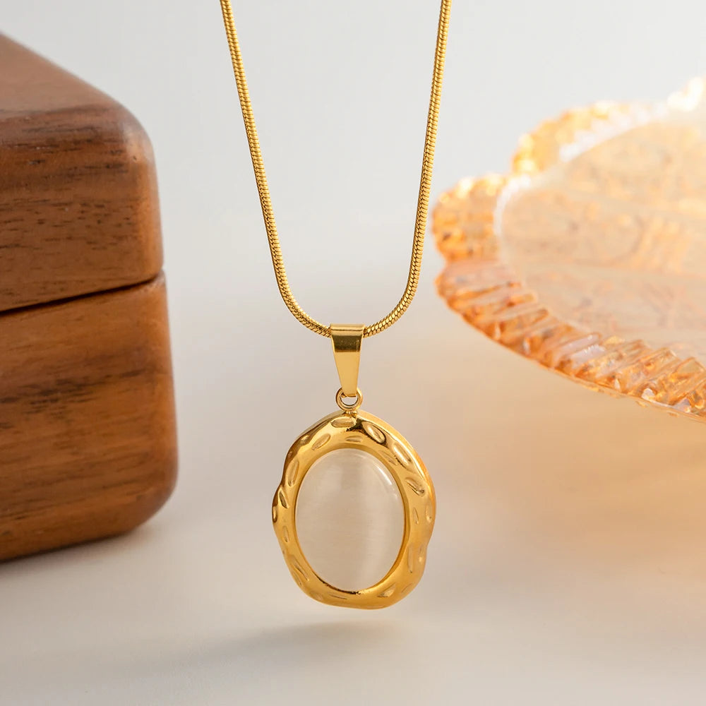 18K Gold Plated Stainless Steel Oval Shape White Cat Eye Opal Stone Pendant Necklace Fashion Jewelry