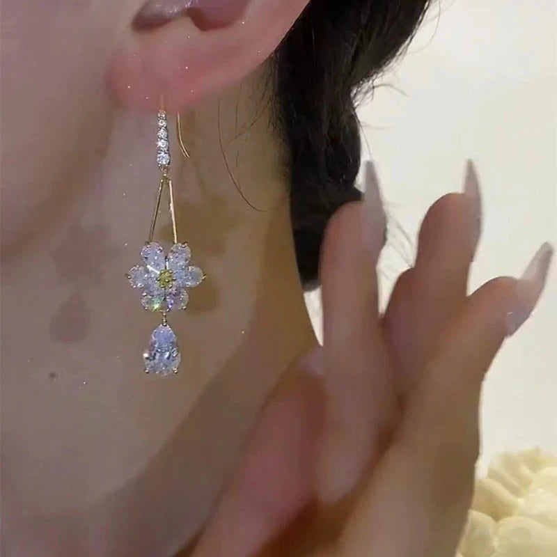 Elegant White Zircon Flower Drop Shape Pendant Gold Color Earrings for Women