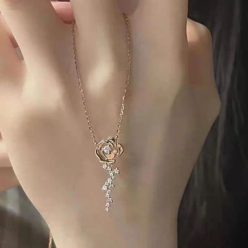 Valentine Necklaces 925 0.56ctw D Moissanite Rose Gold Necklace with Rose Flower