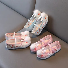 Embroidery Kids Shoes Chinese Style Cute Rabbit Fur Plush Girls Flats Princess Slip on Dancing Shoes