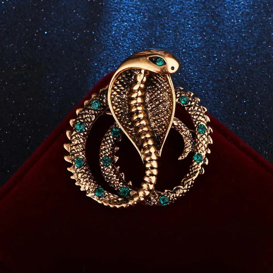 Fashion Vintage Creative Snake Brooch For Women Accessories Retro Crystal Animal Brooches