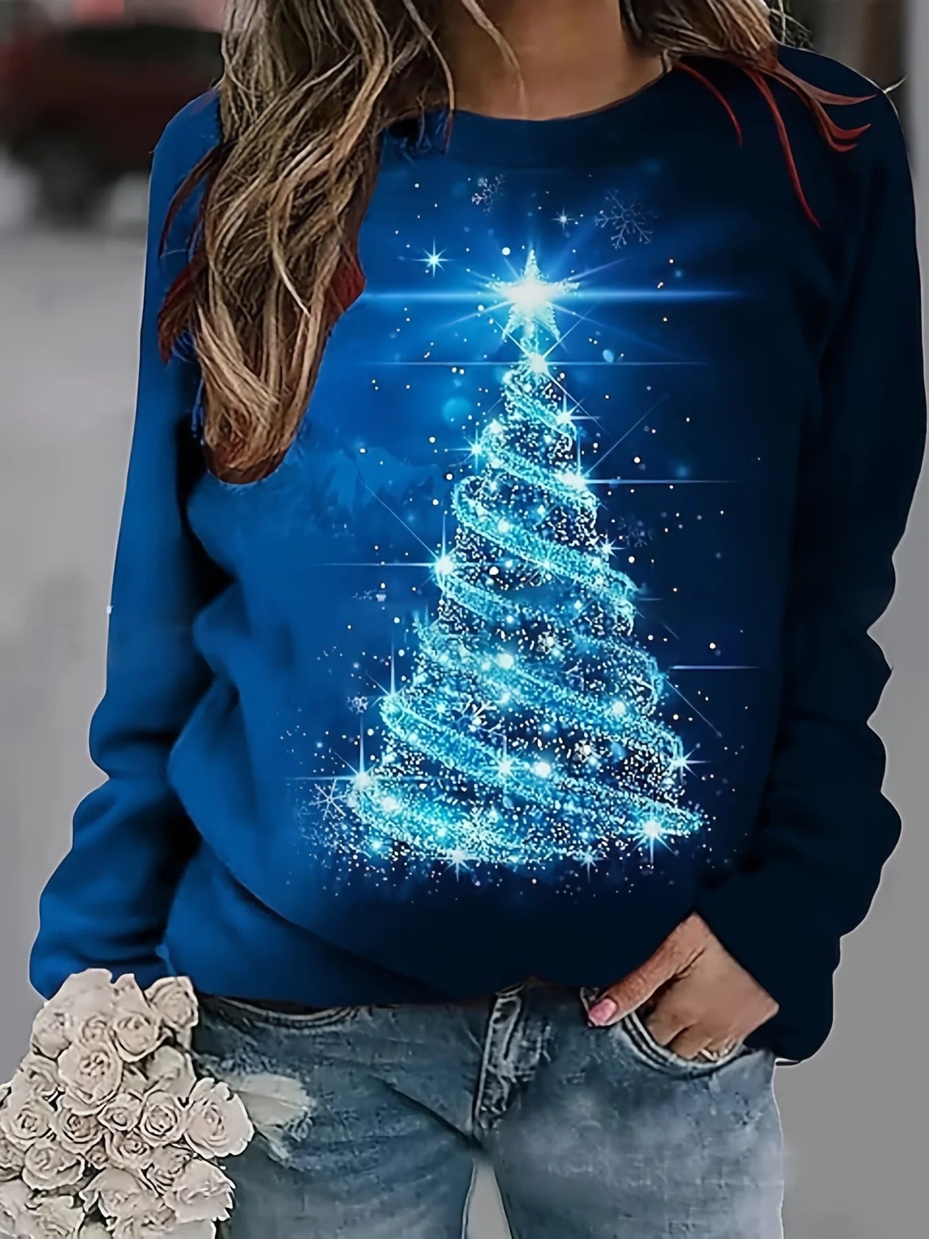 Festive Christmas Tree Print Sweatshirt - Soft Casual Long Sleeve CrewNeck, Relaxed Fit, Women's Winter Clothing Holiday Gift