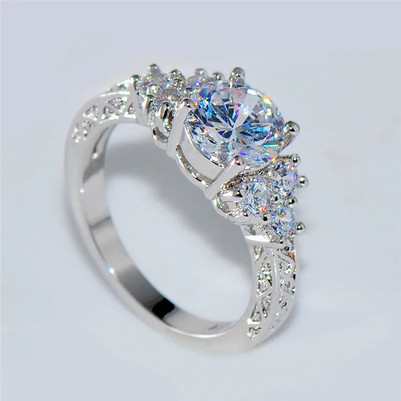 Luxury Female Crystal White Round Zircon Stone Engagement Ring Cute Wedding Jewelry For Women