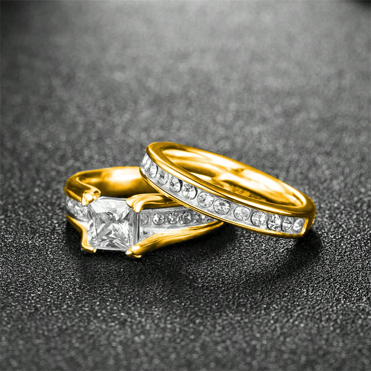 Fashion Couple Rings Romantic Women Rhinestones CZ Rings Set