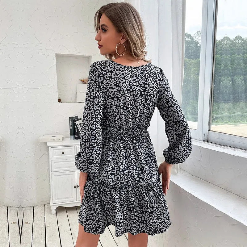 Women New Spring And Summer Cake Skirt Slim Fit Black And White Printed V-neck Long-sleeved Knee-length Short Skirt Dress Women